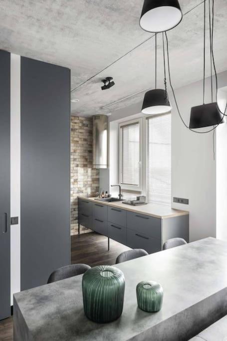 Huoneisto Boutique With Free Parking & Ac