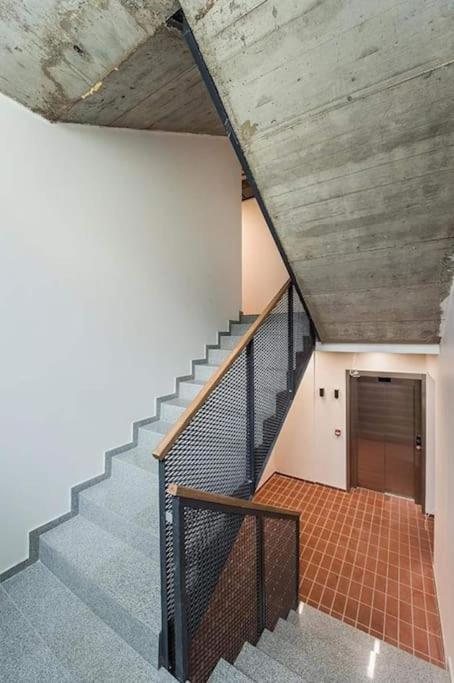 Boutique With Free Parking & Ac Huoneisto