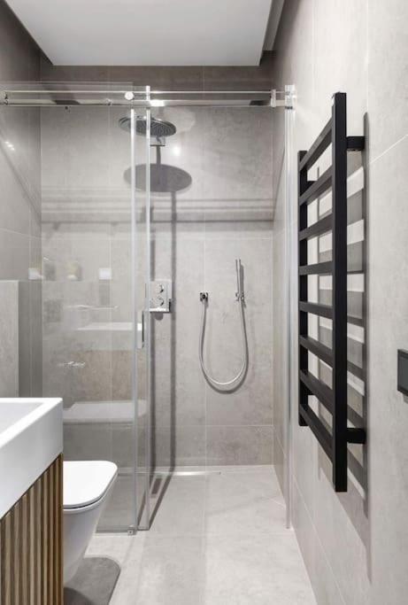 Huoneisto Boutique With Free Parking & Ac Kaunas