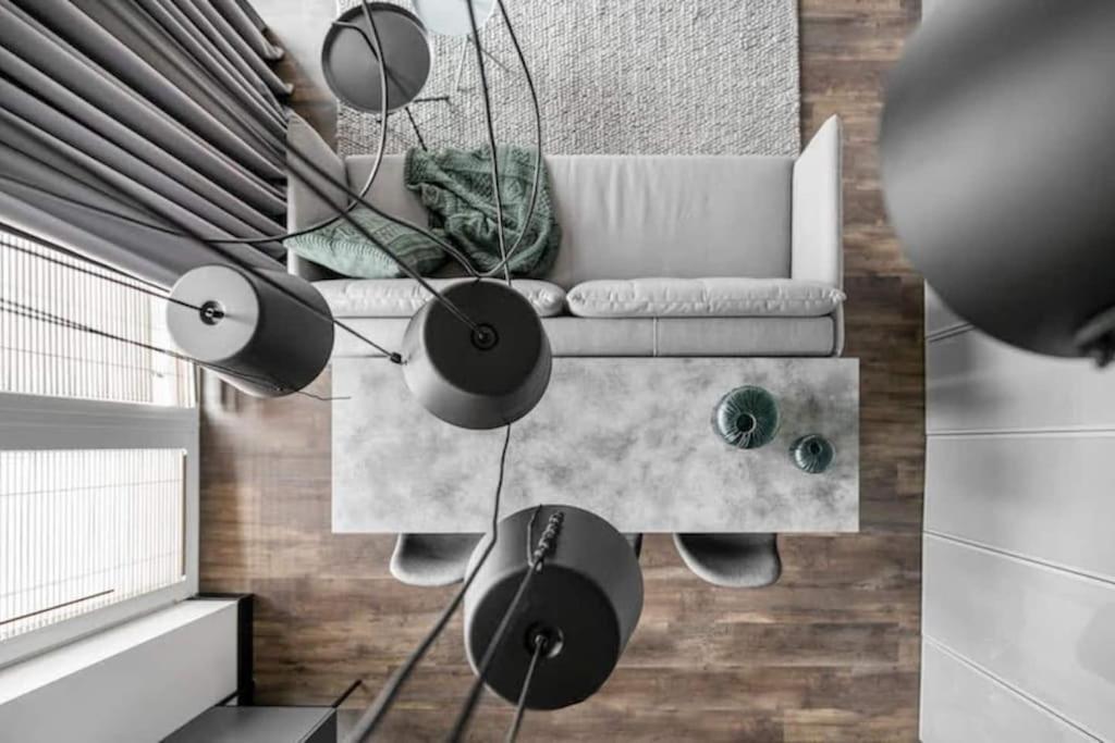 Boutique With Free Parking & Ac Huoneisto Kaunas